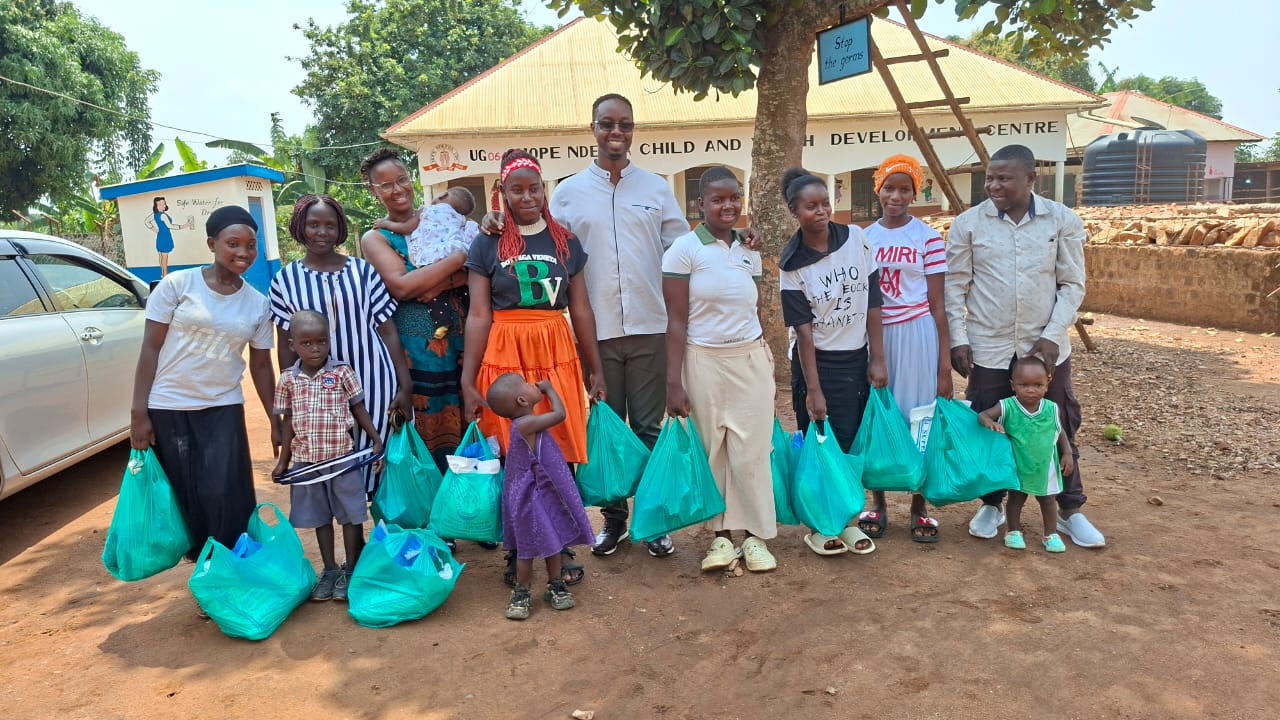 A Day of Encouragement and Support for Teenage Mothers